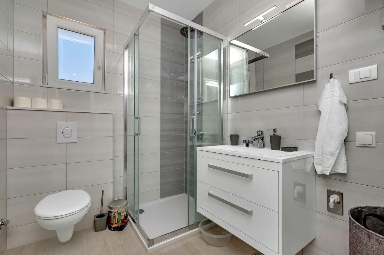 Apartman Sjever Makarska Bagian luar foto